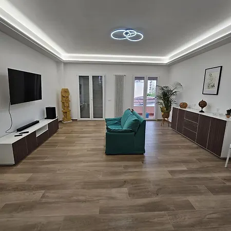 Проживание в семье Francia *